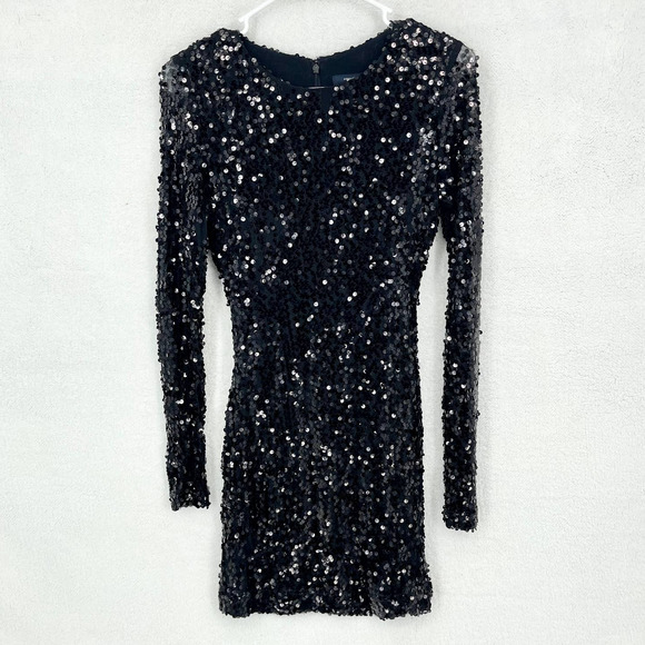 French Connection Dresses & Skirts - French Connection Gorgeous Black Sequin NYE Crewneck Dress Long Sleeves Size 6